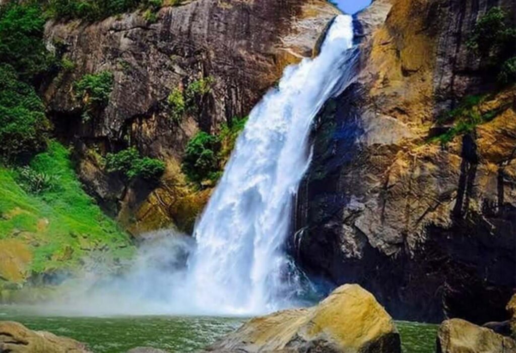 Dunhida waterFalls